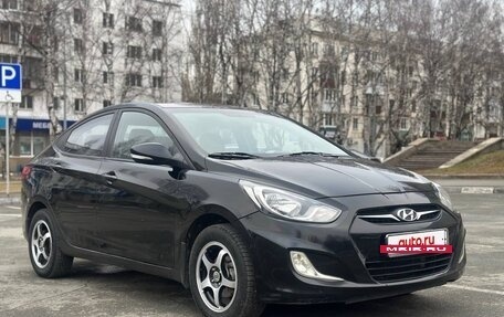 Hyundai Solaris II рестайлинг, 2011 год, 799 000 рублей, 2 фотография