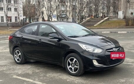 Hyundai Solaris II рестайлинг, 2011 год, 799 000 рублей, 4 фотография