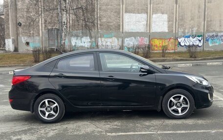 Hyundai Solaris II рестайлинг, 2011 год, 799 000 рублей, 10 фотография