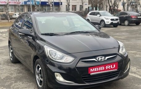 Hyundai Solaris II рестайлинг, 2011 год, 799 000 рублей, 9 фотография
