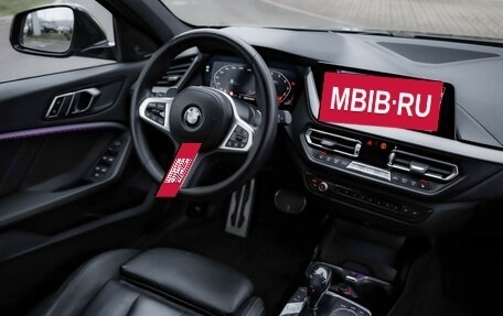 BMW 1 серия, 2019 год, 3 450 000 рублей, 10 фотография