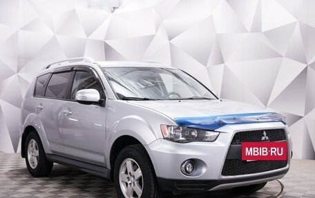 Mitsubishi Outlander III рестайлинг 3, 2010 год, 1 024 000 рублей, 7 фотография