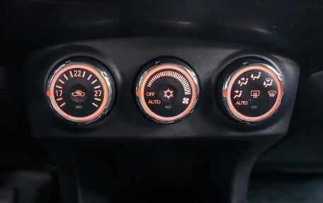 Mitsubishi Outlander III рестайлинг 3, 2010 год, 1 024 000 рублей, 17 фотография