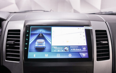 Mitsubishi Outlander III рестайлинг 3, 2010 год, 1 024 000 рублей, 18 фотография