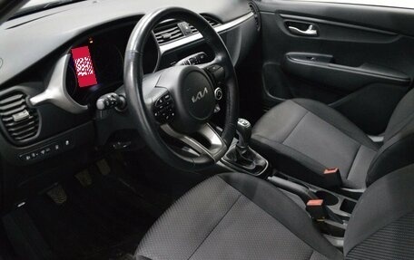 KIA Rio IV, 2021 год, 1 650 000 рублей, 10 фотография