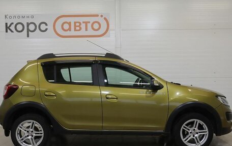 Renault Sandero II рестайлинг, 2015 год, 918 000 рублей, 4 фотография