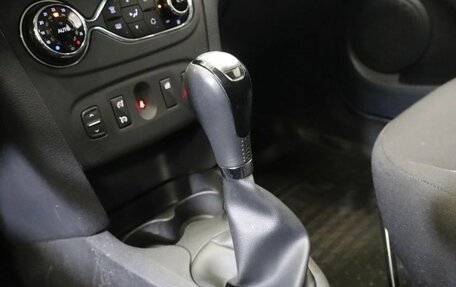 Renault Sandero II рестайлинг, 2015 год, 918 000 рублей, 12 фотография