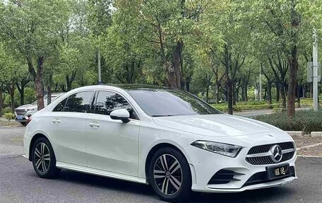 Mercedes-Benz A-Класс, 2021 год, 1 650 000 рублей, 3 фотография