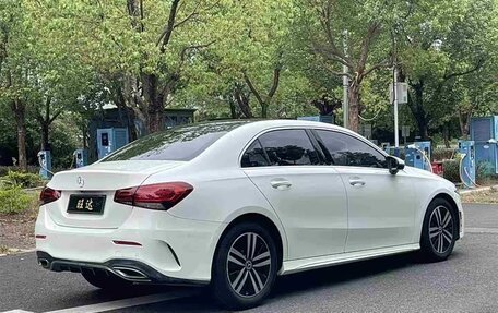 Mercedes-Benz A-Класс, 2021 год, 1 650 000 рублей, 9 фотография