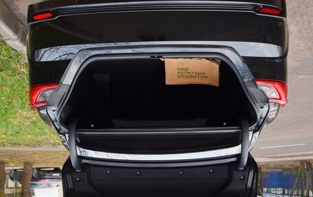 Toyota Camry, 2024 год, 3 800 000 рублей, 12 фотография