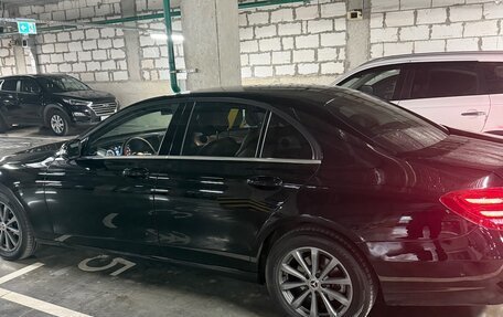 Mercedes-Benz E-Класс, 2019 год, 2 100 000 рублей, 6 фотография