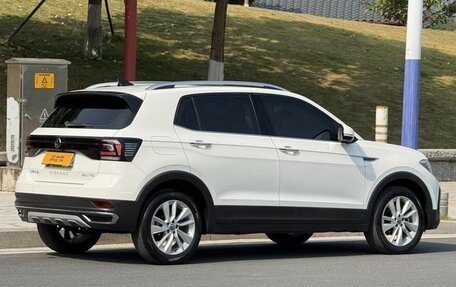 Volkswagen T-Cross I, 2021 год, 1 440 000 рублей, 6 фотография