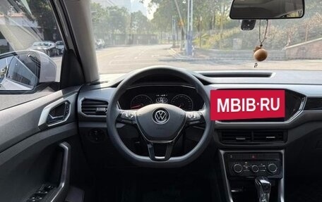 Volkswagen T-Cross I, 2021 год, 1 440 000 рублей, 8 фотография