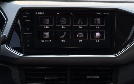 Volkswagen T-Cross I, 2021 год, 1 440 000 рублей, 12 фотография