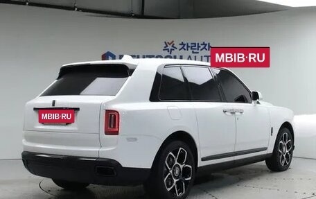 Rolls-Royce Cullinan, 2024 год, 42 500 000 рублей, 2 фотография