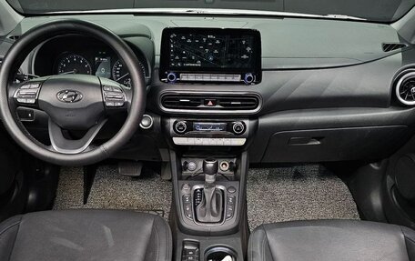 Hyundai Kona I, 2022 год, 2 405 000 рублей, 5 фотография