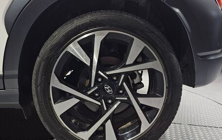 Hyundai Kona I, 2022 год, 2 405 000 рублей, 19 фотография