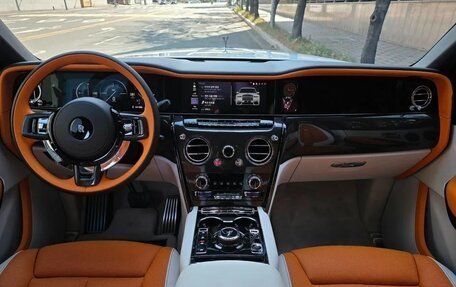 Rolls-Royce Cullinan, 2025 год, 55 700 000 рублей, 7 фотография