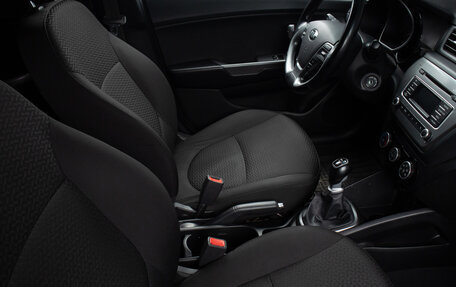 KIA Rio III рестайлинг, 2017 год, 879 000 рублей, 17 фотография