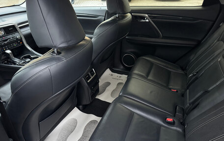 Lexus RX IV рестайлинг, 2017 год, 4 100 000 рублей, 13 фотография