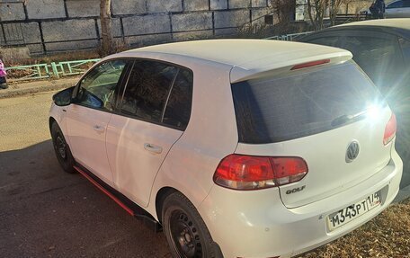 Volkswagen Golf VI, 2012 год, 800 000 рублей, 2 фотография