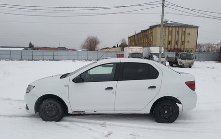 Renault Logan II, 2016 год, 330 000 рублей, 3 фотография