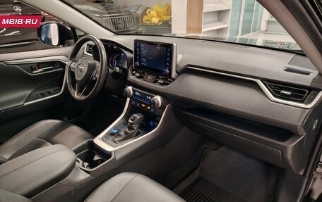 Toyota RAV4, 2021 год, 3 358 000 рублей, 6 фотография