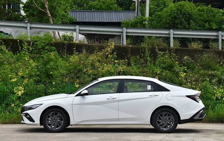 Hyundai Elantra, 2025 год, 1 990 000 рублей, 3 фотография