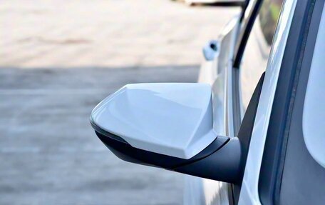 Hyundai Elantra, 2025 год, 1 990 000 рублей, 10 фотография