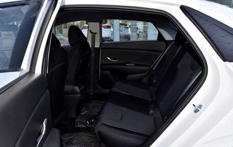 Hyundai Elantra, 2025 год, 1 990 000 рублей, 36 фотография