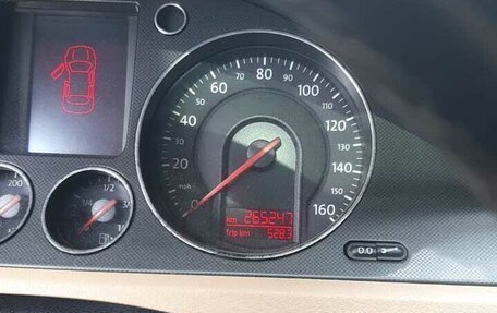 Volkswagen Passat B6, 2007 год, 521 000 рублей, 10 фотография