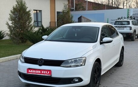 Volkswagen Jetta VI, 2012 год, 1 160 000 рублей, 1 фотография