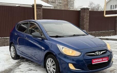 Hyundai Solaris II рестайлинг, 2012 год, 580 000 рублей, 1 фотография