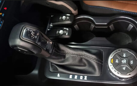 Ford Bronco, 2024 год, 7 300 010 рублей, 9 фотография