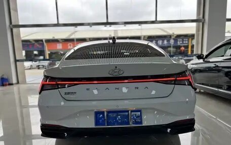Hyundai Elantra, 2021 год, 1 200 000 рублей, 3 фотография