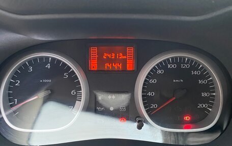 Renault Duster I рестайлинг, 2013 год, 1 250 000 рублей, 3 фотография