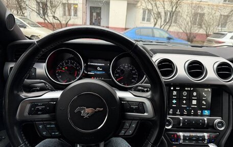 Ford Mustang VI рестайлинг, 2018 год, 2 600 000 рублей, 9 фотография