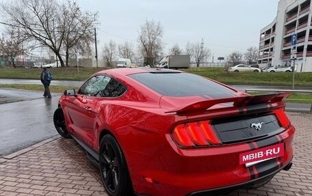 Ford Mustang VI рестайлинг, 2018 год, 2 600 000 рублей, 5 фотография