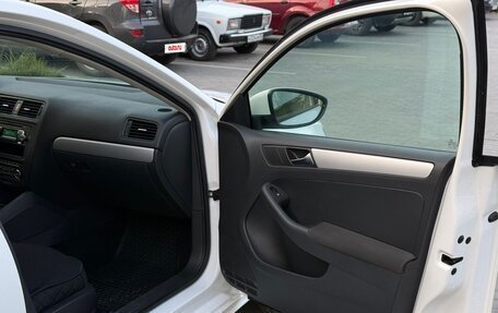 Volkswagen Jetta VI, 2012 год, 1 160 000 рублей, 16 фотография