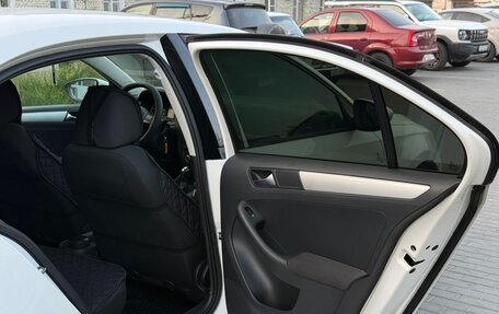 Volkswagen Jetta VI, 2012 год, 1 160 000 рублей, 17 фотография