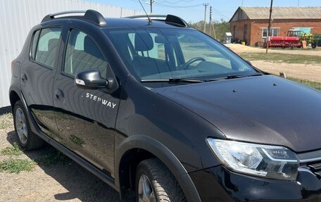 Renault Sandero II рестайлинг, 2019 год, 1 240 000 рублей, 5 фотография