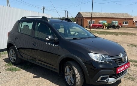 Renault Sandero II рестайлинг, 2019 год, 1 240 000 рублей, 3 фотография