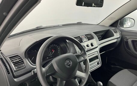 Skoda Fabia II, 2013 год, 749 000 рублей, 8 фотография