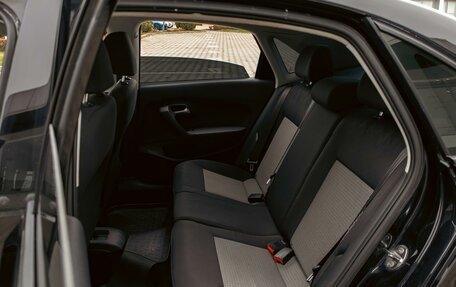 Volkswagen Polo VI (EU Market), 2012 год, 695 000 рублей, 11 фотография