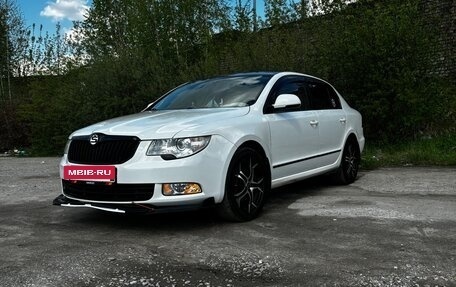 Skoda Superb III рестайлинг, 2011 год, 1 150 000 рублей, 11 фотография