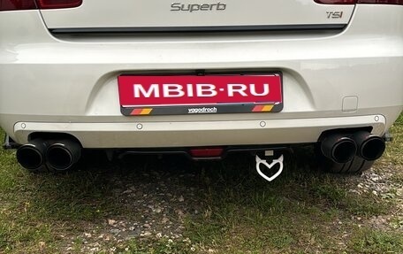 Skoda Superb III рестайлинг, 2011 год, 1 150 000 рублей, 9 фотография