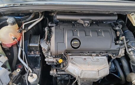 Peugeot 308 II, 2010 год, 399 000 рублей, 13 фотография