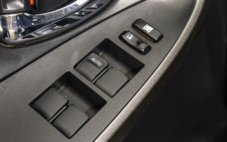 Toyota RAV4, 2011 год, 1 499 000 рублей, 24 фотография