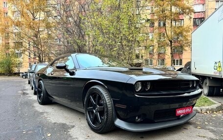 Dodge Challenger III рестайлинг 2, 2016 год, 3 450 000 рублей, 17 фотография