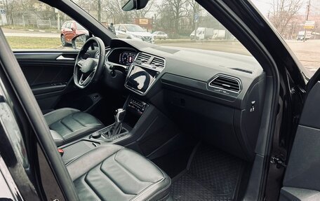 Volkswagen Tiguan II, 2021 год, 4 150 000 рублей, 13 фотография